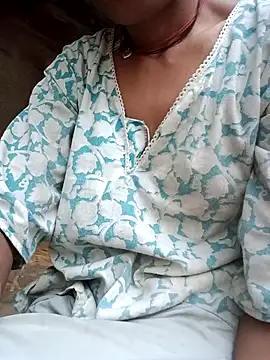 Desi Couple P online show from May 16, 2026, 12:18 am