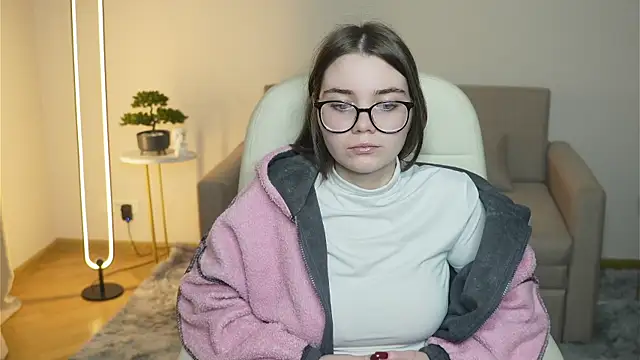 EdythOrwin online show from February 15, 2026, 7:51 am