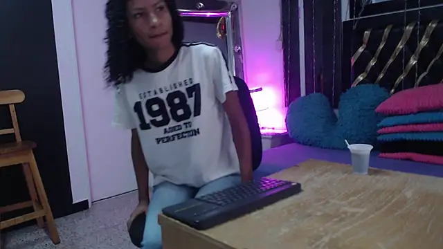 mailyn gold online show from May 6, 2026, 11:37 am