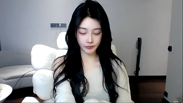 MedeLineayr online show from March 29, 2026, 5:02 pm