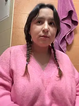 Ms Luisa online show from February 11, 2026, 10:59 pm