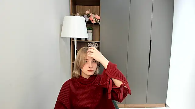 KirstinMcgeady online show from February 16, 2026, 7:59 am