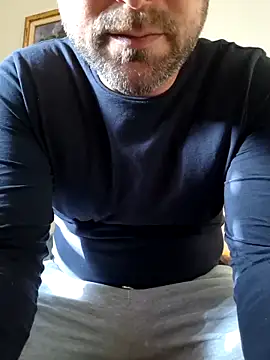 Snapshot of cetriolino chatting on February 14, 2026, 8:22 am cetriolino online show from February 14, 2026, 8:22 am