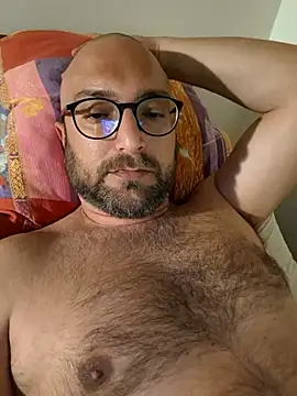 Snapshot of cetriolino chatting on March 26, 2026, 8:03 pm cetriolino online show from March 26, 2026, 8:03 pm