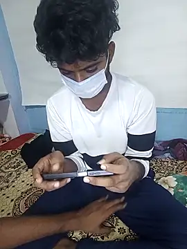 Snapshot of Tinku_1324 chatting on April 14, 2026, 4:51 am Tinku 1324 online show from April 14, 2026, 4:51 am