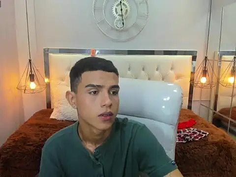 alexking 2 online show from March 15, 2026, 5:41 pm