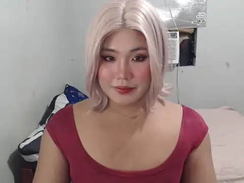 MiMi yeah00 online show from March 12, 2026, 8:26 pm