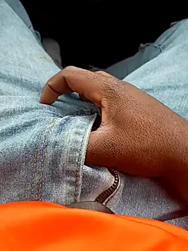 thickdicck90 online show from May 7, 2026, 2:33 pm