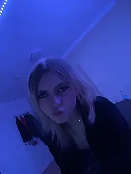 Milli-Kiss online show from February 16, 2026, 9:11 pm