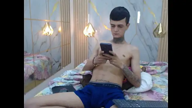 Snapshot of benjamin_anthony chatting on May 16, 2026, 12:15 pm benjamin anthony online show from May 16, 2026, 12:15 pm
