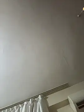 LilisWorld online show from February 11, 2026, 8:25 pm