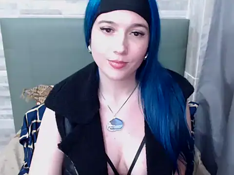 AZULFOX69 online show from May 12, 2026, 9:56 pm