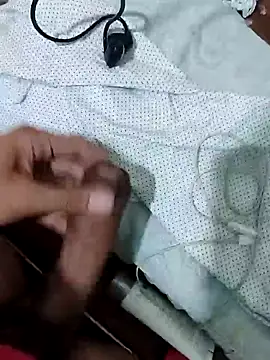 eyoeyei online show from February 11, 2026, 8:47 pm