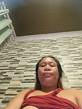 squirtshantal online show from June 5, 2026, 9:04 am