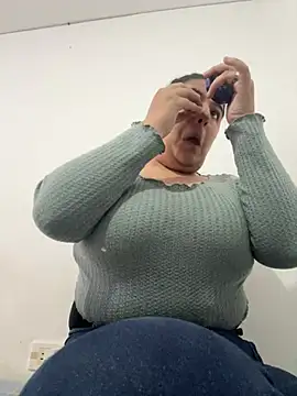 Nahoomii3 online show from February 11, 2026, 10:04 pm