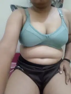 Snapshot of jann_hot1 chatting on April 29, 2026, 5:30 pm jann hot1 online show from April 29, 2026, 5:30 pm