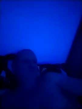 hamandcheece69 online show from February 11, 2026, 11:21 pm