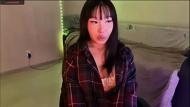 whispersofdarsy online show from February 20, 2026, 8:09 pm