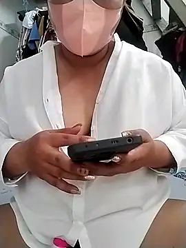 miasexy69 online show from February 12, 2026, 5:02 am