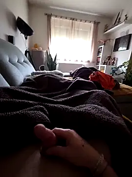 Snapshot of GerneNackt89 chatting on March 27, 2026, 1:44 pm GerneNackt89 online show from March 27, 2026, 1:44 pm