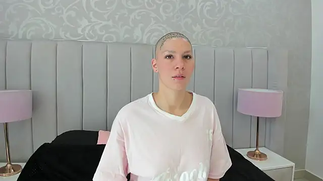 Snapshot of Raven1fox chatting on March 15, 2026, 2:23 pm Raven1fox online show from March 15, 2026, 2:23 pm