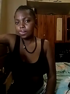 madgirl25 online show from February 18, 2026, 9:22 pm