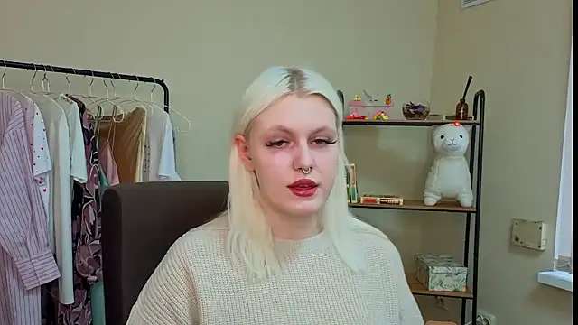 KellyyMcGuire online show from February 13, 2026, 8:10 am