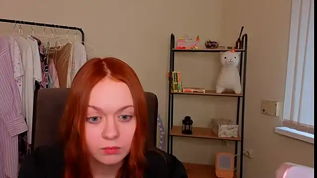 Snapshot of MaryyKeller chatting on February 13, 2026, 1:18 pm MaryyKeller online show from February 13, 2026, 1:18 pm