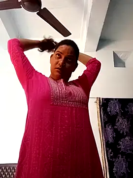 Snapshot of Anushka_Singh0 chatting on March 4, 2026, 9:59 am Anushka Singh0 online show from March 4, 2026, 9:59 am