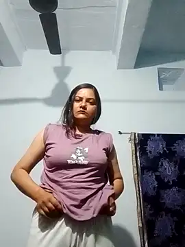 Snapshot of Anushka_Singh0 chatting on March 5, 2026, 1:01 am Anushka Singh0 online show from March 5, 2026, 1:01 am