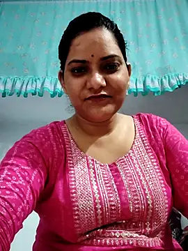 Snapshot of Anushka_Singh0 chatting on July 20, 2026, 1:02 pm Anushka Singh0 online show from July 20, 2026, 1:02 pm