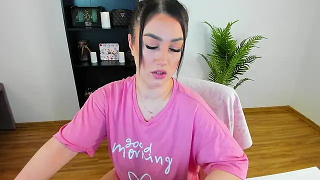 Snapshot of khloe_starrr chatting on April 11, 2026, 1:15 pm khloe starrr online show from April 11, 2026, 1:15 pm