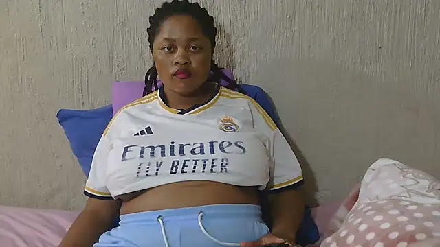 Snapshot of TemptingTits chatting on March 4, 2026, 1:06 pm TemptingTits online show from March 4, 2026, 1:06 pm