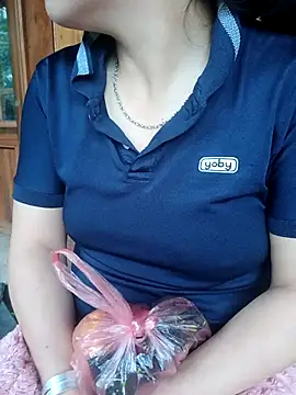 nelina 12345 online show from May 5, 2026, 11:35 pm