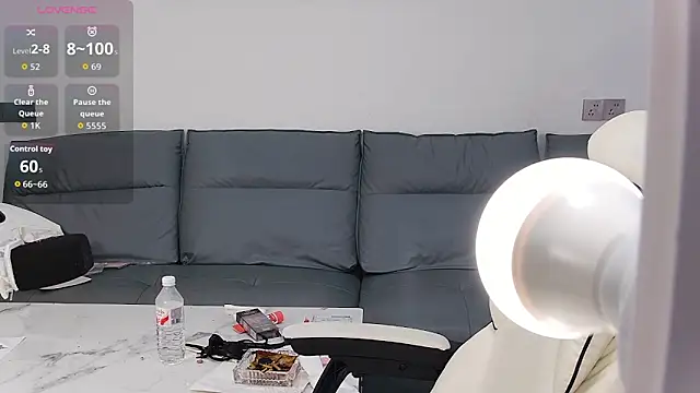 XX-CYY online show from March 23, 2026, 1:37 pm