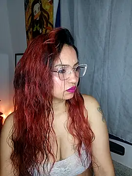 Snapshot of valeriahot_96 chatting on April 12, 2026, 2:38 am valeriahot 96 online show from April 12, 2026, 2:38 am