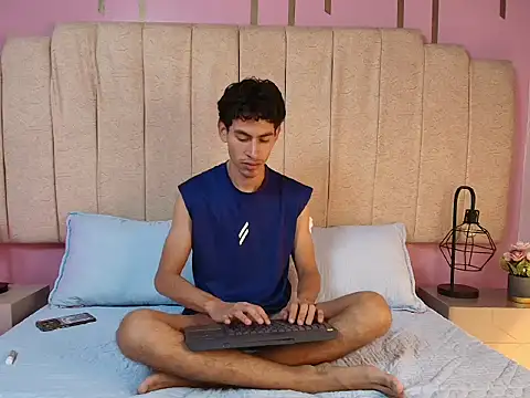 skinny jean  online show from February 26, 2026, 8:30 pm