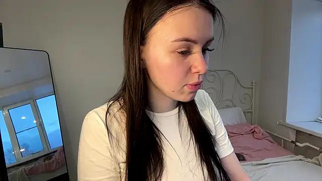 Salamandravantelo online show from March 7, 2026, 3:09 pm