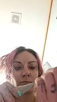 issyamazin online show from March 28, 2026, 10:59 am