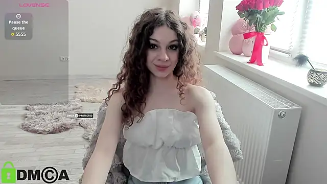 Monica muse online show from May 6, 2026, 2:22 pm