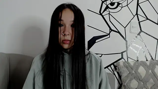 alien eyes09 online show from May 24, 2026, 1:32 am