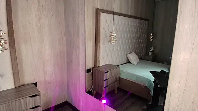 Snapshot of Anya_Volker chatting on March 12, 2026, 12:33 pm Anya Volker online show from March 12, 2026, 12:33 pm