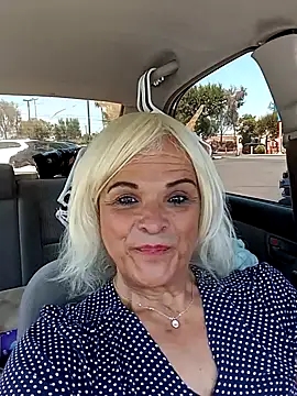 dustbunny64 online show from June 22, 2026, 10:07 pm