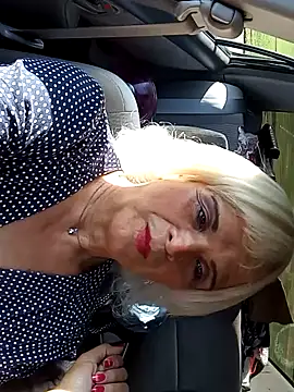 dustbunny64 online show from August 2, 2026, 3:43 pm