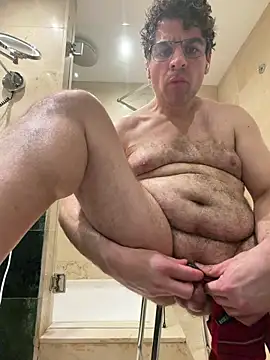 Snapshot of Spaindildoplay chatting on February 14, 2026, 3:31 pm Spaindildoplay online show from February 14, 2026, 3:31 pm