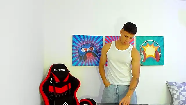 Snapshot of Thomas_walker14 chatting on February 24, 2026, 12:58 pm Thomas walker14 online show from February 24, 2026, 12:58 pm