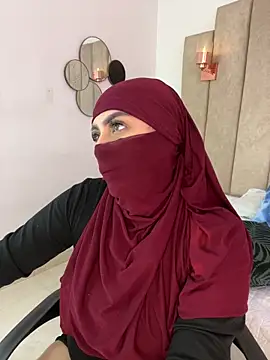 Snapshot of rashaaa_ chatting on February 16, 2026, 6:59 pm rashaaa online show from February 16, 2026, 6:59 pm