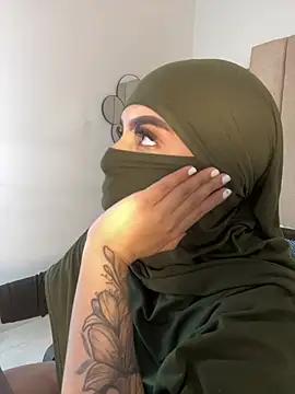 Snapshot of rashaaa_ chatting on March 4, 2026, 3:01 am rashaaa online show from March 4, 2026, 3:01 am