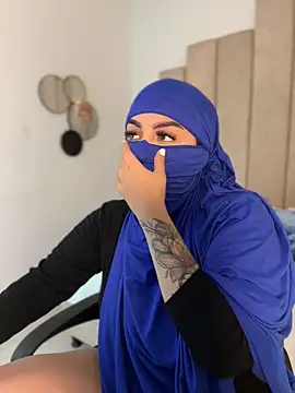 Snapshot of rashaaa_ chatting on March 13, 2026, 2:18 am rashaaa online show from March 13, 2026, 2:18 am