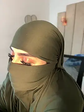 Snapshot of rashaaa_ chatting on March 15, 2026, 3:12 am rashaaa online show from March 15, 2026, 3:12 am